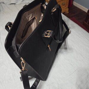 Black Matein Laptop Tote Bag